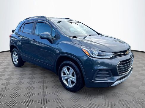 Used 2021 Chevrolet Trax LT image 4