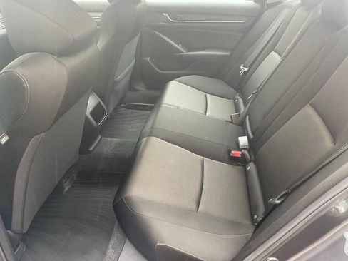 Certified 2022 Honda Accord Hybrid image 10