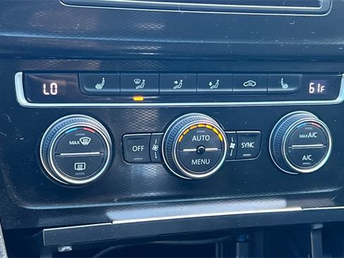 Used 2015 Volkswagen GTI Autobahn image 23