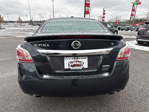 Used 2015 Nissan Altima 2.5 S w/ Special Edition Package image 4