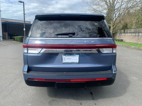 Certified 2023 Lincoln Navigator L Reserve AWD/4WD image 5