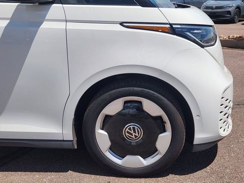 New 2025 Volkswagen ID. Buzz Pro S RWD image 30