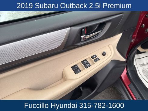 Used 2019 Subaru Outback 2.5i Premium image 13