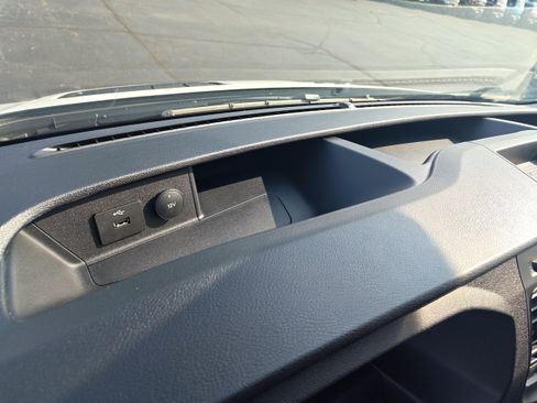 Used 2025 Ford Transit 250 Low Roof w/ Exterior Upgrade Package RWD image 18