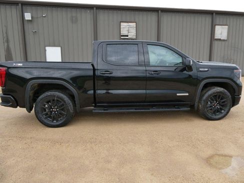 New 2026 GMC Sierra 1500 Elevation w/ Elevation Premium Package AWD/4WD image 3