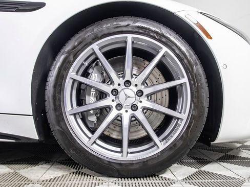 Used 2023 Mercedes-Benz SL 43 AMG image 41