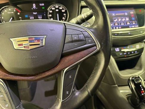 Certified 2020 Cadillac XT5 Premium Luxury w/ LPO, Floor Liner Package FWD image 18