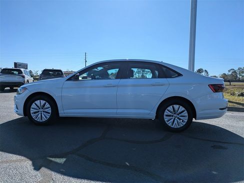 Used 2019 Volkswagen Jetta S w/ Driver Assistance Package image 8