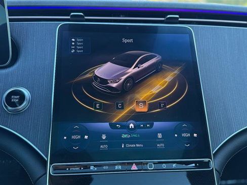 Used 2023 Mercedes-Benz EQE 500 4MATIC Sedan w/ Pinnacle Trim Package image 40