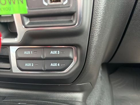 New 2026 Jeep Wrangler Unlimited Sahara AWD/4WD image 46