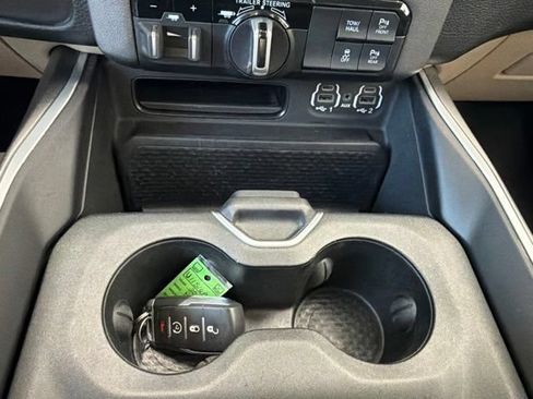 Used 2021 RAM 1500 Big Horn AWD/4WD image 22