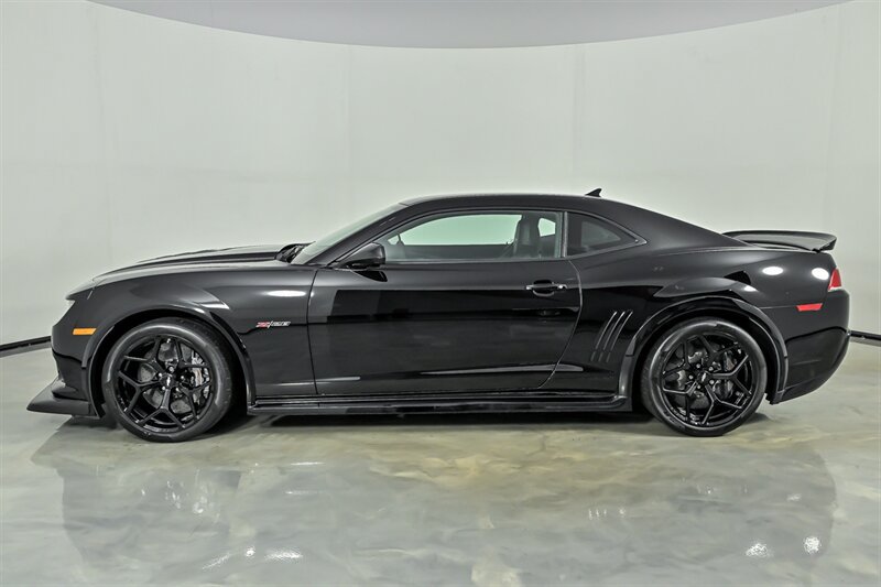 Used 2015 Chevrolet Camaro Z/28 RWD image 7