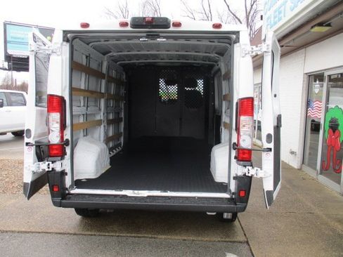 Used 2023 RAM ProMaster 2500 image 5