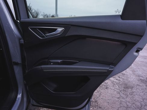 Used 2024 Audi Q4 e-tron Premium Plus image 13