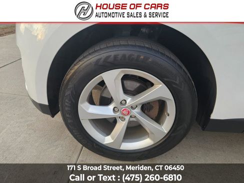 Used 2018 Jaguar F-PACE Premium AWD/4WD image 18