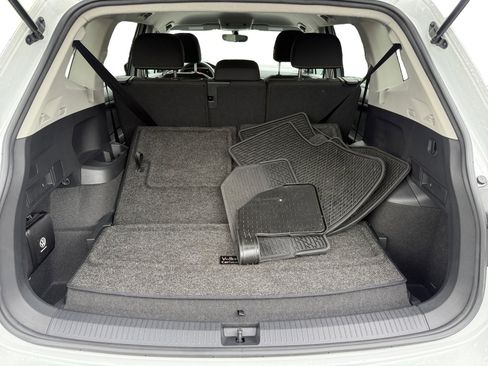 Used 2023 Volkswagen Tiguan S FWD image 17