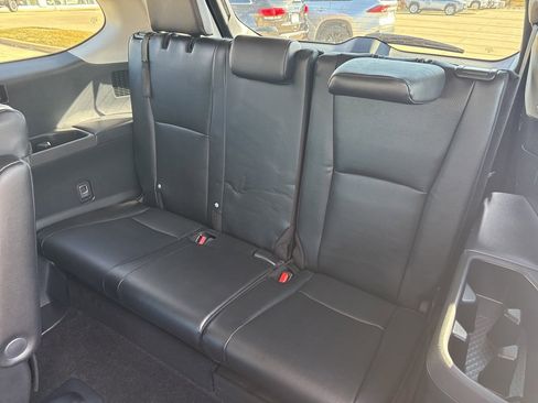 Certified 2024 Toyota Grand Highlander XLE image 10