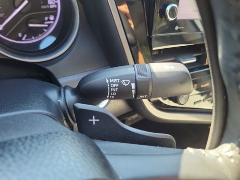 Used 2021 Toyota Camry SE w/ Audio Upgrade Package FWD image 30