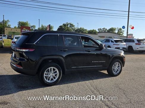 New 2026 Jeep Grand Cherokee Laredo RWD image 13