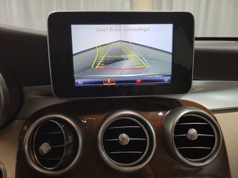 Used 2017 Mercedes-Benz GLC 300 image 18