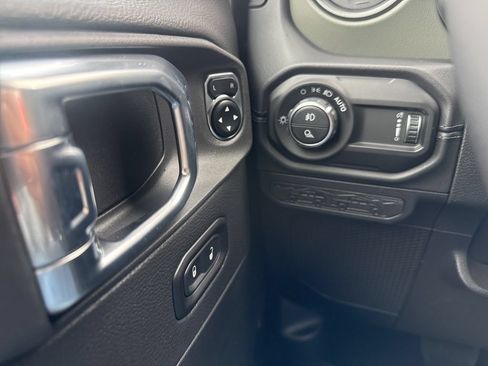 New 2026 Jeep Gladiator Mojave AWD/4WD image 16