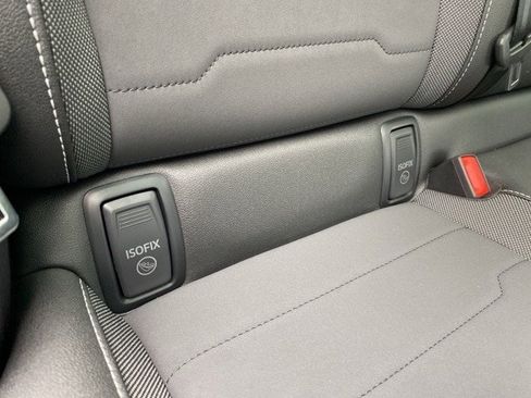 New 2025 Volkswagen Taos SE image 60