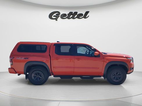 Used 2025 Nissan Frontier PRO-4X w/ Pro Convenience Package image 3
