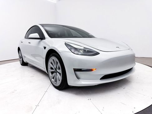 Used 2023 Tesla Model 3 Long Range image 9