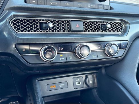 Used 2025 Acura Integra A-Spec image 17