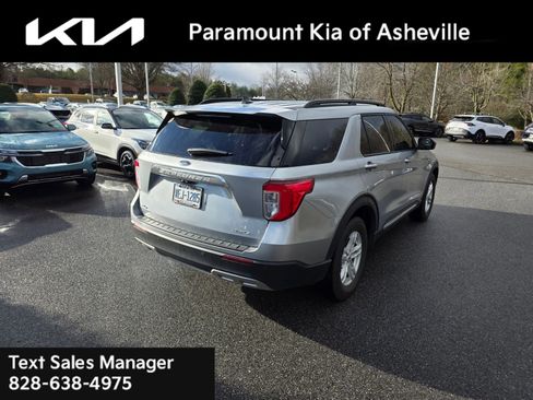 Used 2023 Ford Explorer XLT w/ Equipment Group 202A image 5