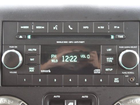 Used 2018 Jeep Wrangler Unlimited Sport AWD/4WD image 19