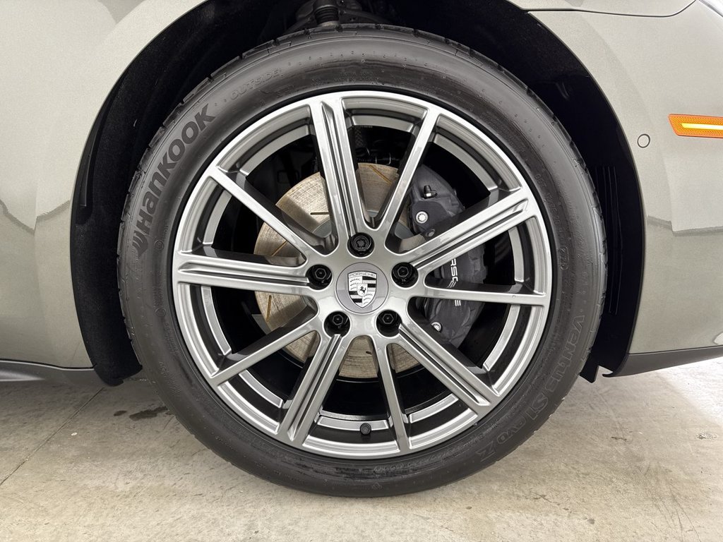 Certified 2026 Porsche Panamera 4 AWD/4WD image 15