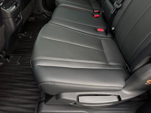 Used 2023 INFINITI QX60 Pure image 14