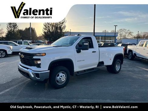 Used 2026 Chevrolet Silverado 3500 W/T AWD/4WD image 1