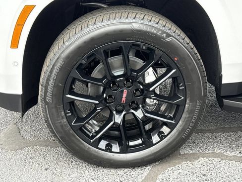 New 2026 GMC Yukon Elevation w/ Elevation Premium Package image 19