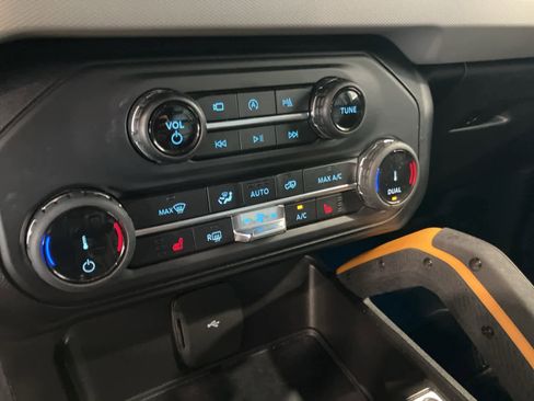 Used 2022 Ford Bronco Badlands w/ Sasquatch Package image 20