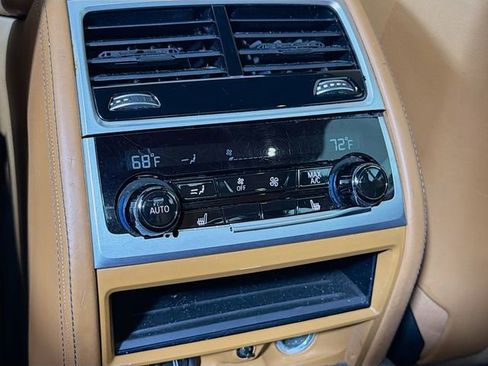 Used 2019 BMW 750i xDrive w/ Executive Package image 27