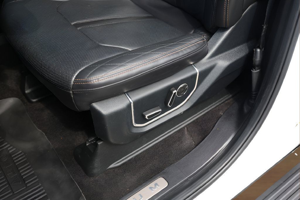 Used 2021 Ford Expedition Platinum RWD image 8