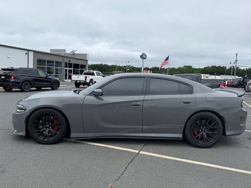 Used 2018 Dodge Charger R/T Scat Pack w/ Dynamics Package RWD image 7