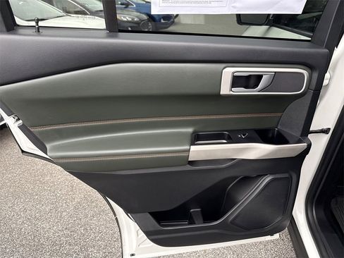 Used 2022 Ford Explorer Timberline image 26