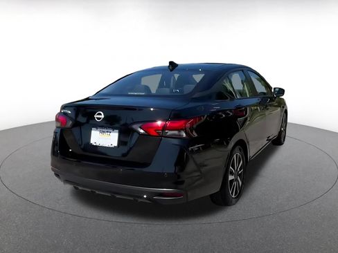 Used 2025 Nissan Versa SV FWD image 14