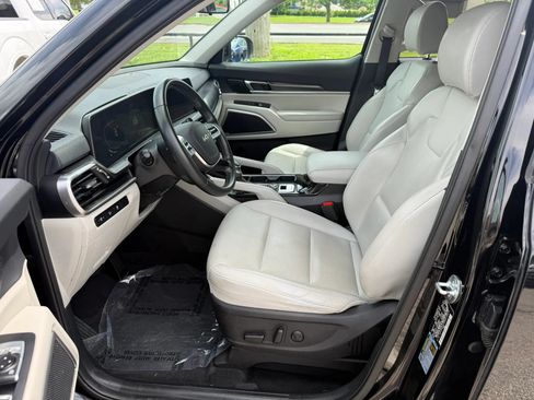 Used 2024 Kia Telluride S AWD/4WD image 15