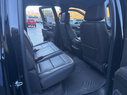 Used 2024 Chevrolet Silverado 1500 LT Trail Boss w/ LT Trail Boss Premium Package image 14