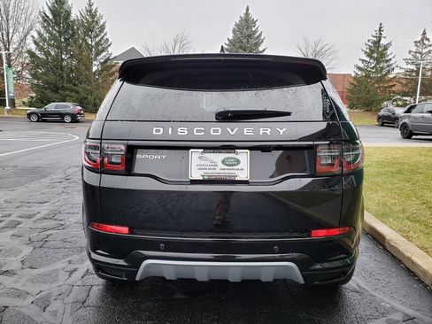 New 2025 Land Rover Discovery Sport S image 6