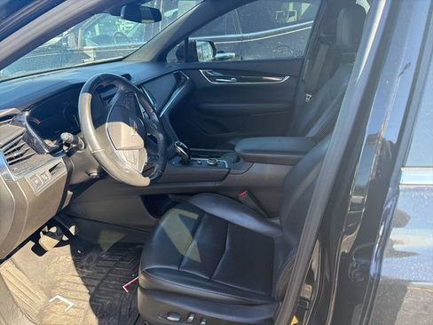 Used 2022 Cadillac XT5 Premium Luxury image 7