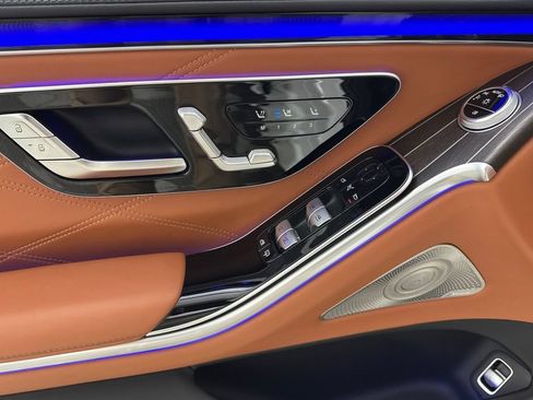 Certified 2022 Mercedes-Benz Maybach S 580 4MATIC image 13