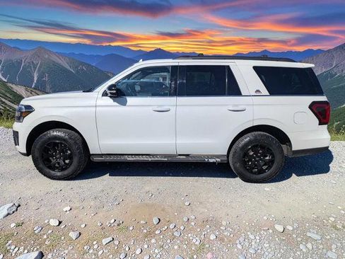 Certified 2022 Ford Expedition Timberline AWD/4WD image 3