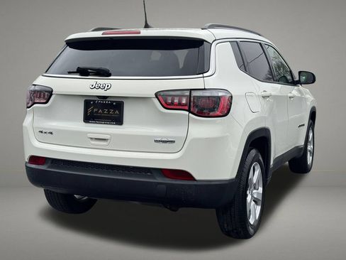 Used 2018 Jeep Compass Latitude w/ Popular Equipment Group AWD/4WD image 5