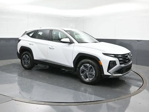 New 2026 Hyundai Tucson Blue SE AWD/4WD image 7