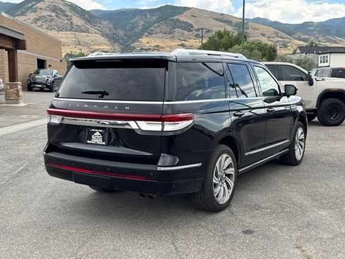 Used 2023 Lincoln Navigator Reserve w/ Equipment Group 201A AWD/4WD image 5